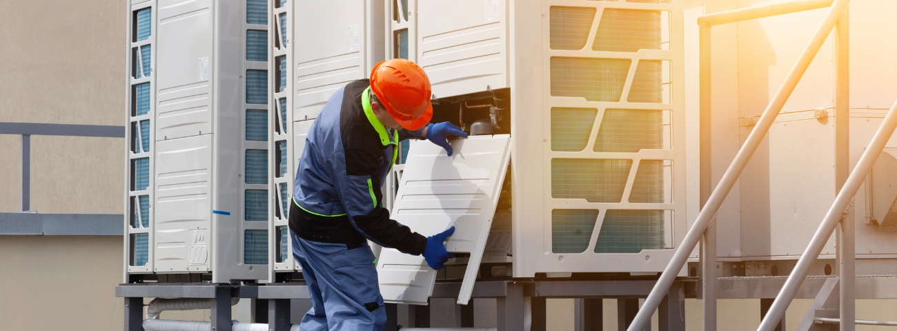 Real estate manager using lease tracking software to analyze triple net lease expenses and forecast CAM charges across a retail portfolio.